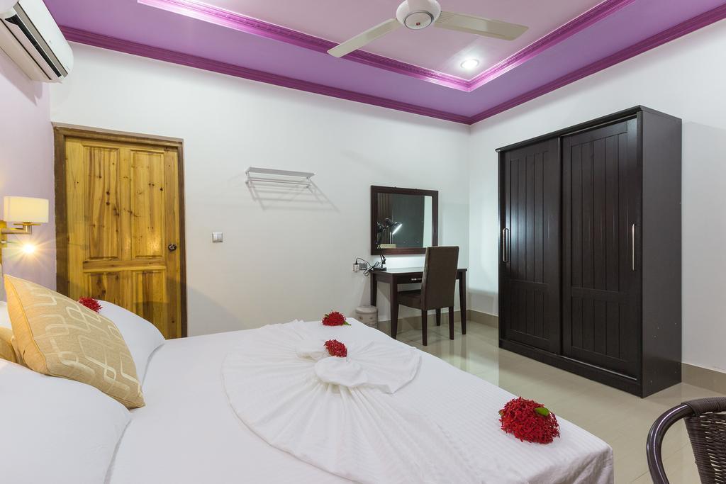 Castle Inn Bodufolhudhoo Bagian luar foto
