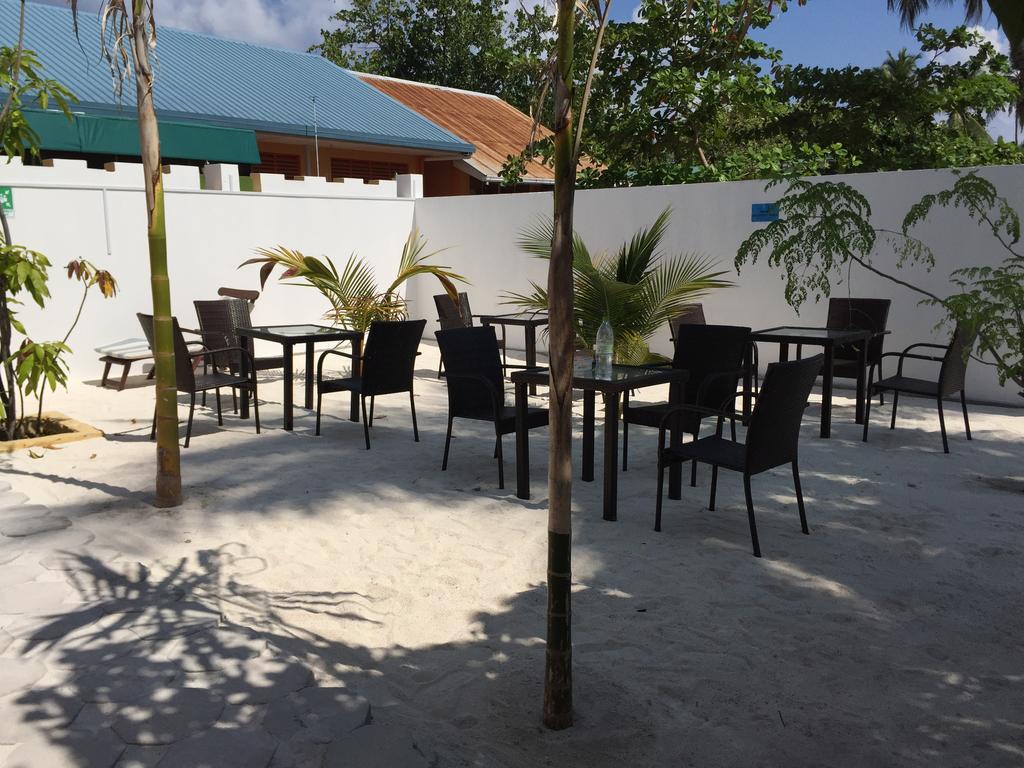 Castle Inn Bodufolhudhoo Bagian luar foto