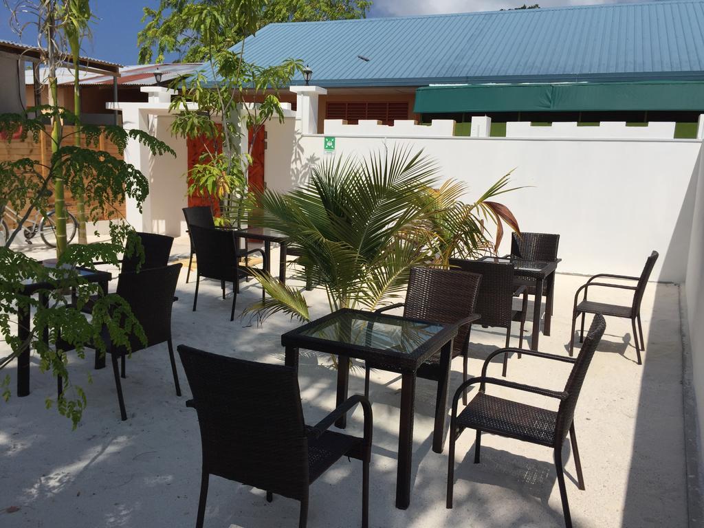 Castle Inn Bodufolhudhoo Bagian luar foto